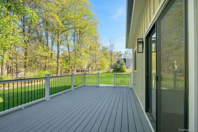 57 Meadow Sweet Road, Cortlandt Manor, NY 10567