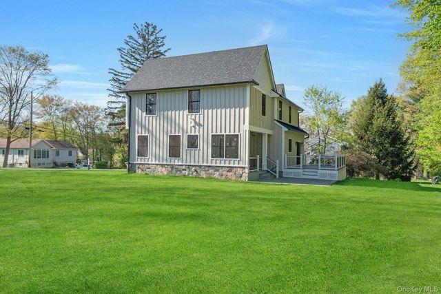 57 Meadow Sweet Road, Cortlandt Manor, NY 10567