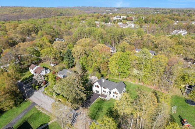 57 Meadow Sweet Road, Cortlandt Manor, NY 10567