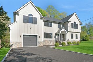57 Meadow Sweet Road, Cortlandt Manor, NY 10567