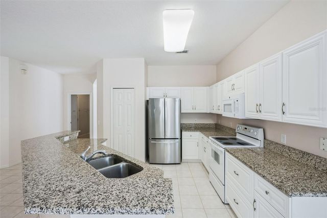 223 EASTON CIRCLE, Oviedo, FL 32765