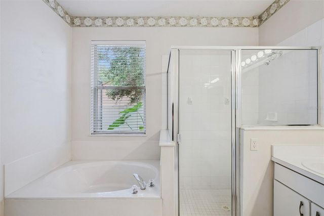 223 EASTON CIRCLE, Oviedo, FL 32765