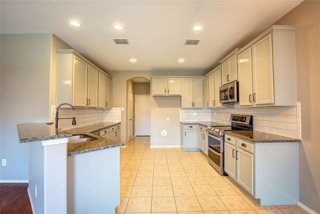 15628 Landing Creek Lane, Fort Worth, TX 76262