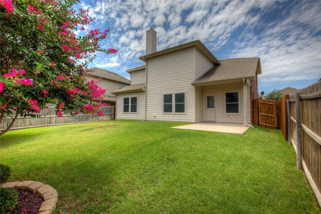 15628 Landing Creek Lane, Fort Worth, TX 76262