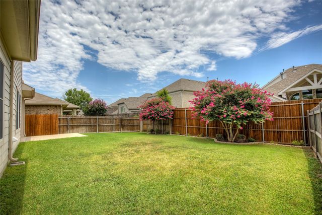 15628 Landing Creek Lane, Fort Worth, TX 76262