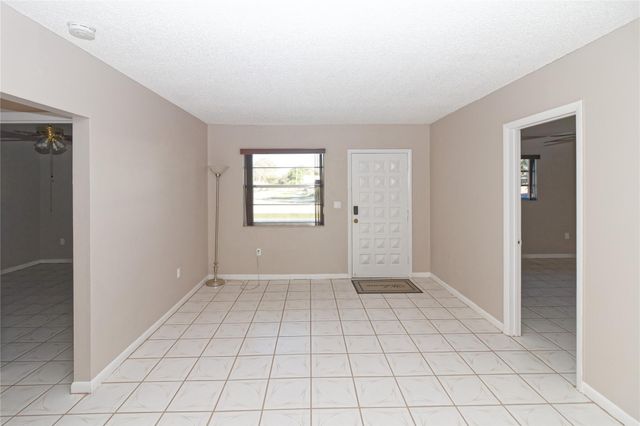 3891 NW 78th Ave, Davie, FL 33024