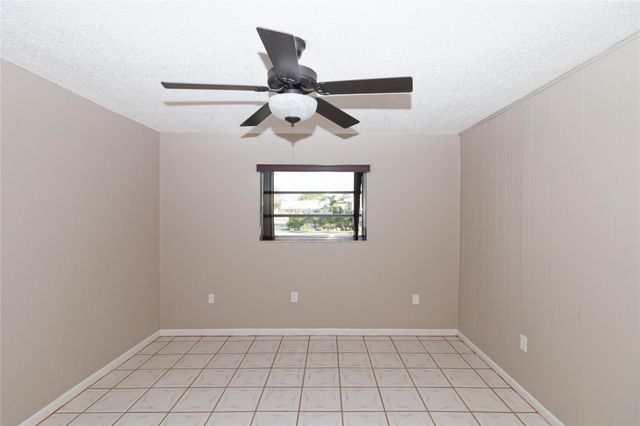 3891 NW 78th Ave, Davie, FL 33024