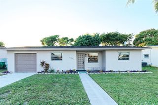 3891 NW 78th Ave, Davie, FL 33024