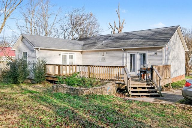 109 Greenwood St, Mount Pleasant, TN 38474
