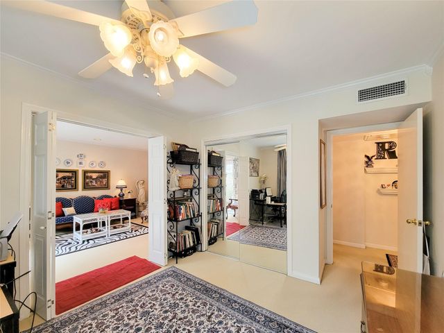 2601 Bellefontaine Street A104, Houston, TX 77025