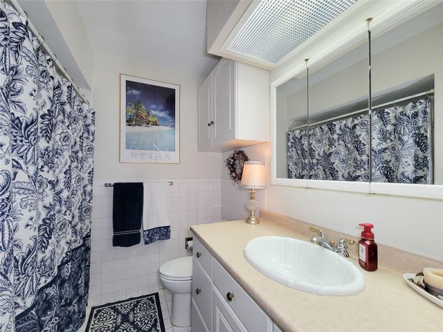 2601 Bellefontaine Street A104, Houston, TX 77025