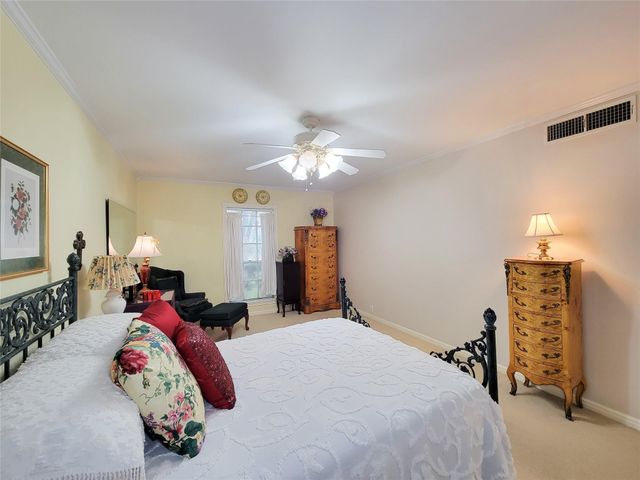 2601 Bellefontaine Street A104, Houston, TX 77025