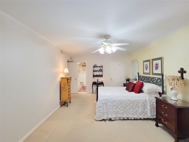 2601 Bellefontaine Street A104, Houston, TX 77025