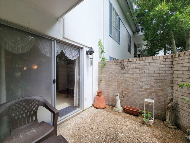 2601 Bellefontaine Street A104, Houston, TX 77025