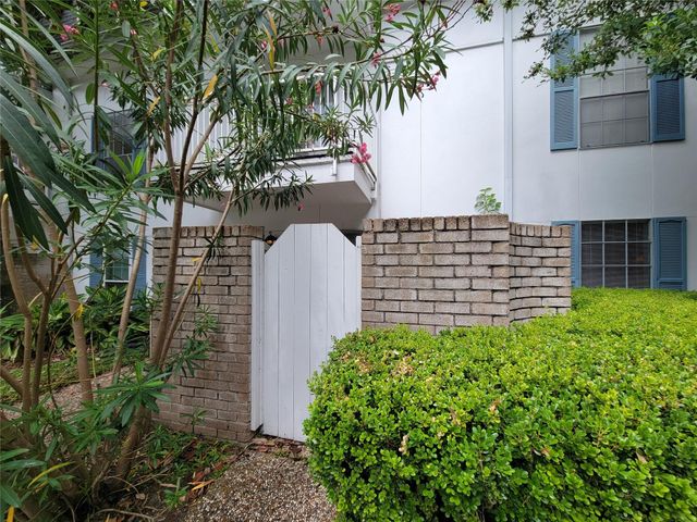 2601 Bellefontaine Street A104, Houston, TX 77025