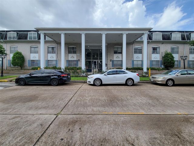 2601 Bellefontaine Street A104, Houston, TX 77025