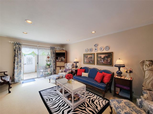2601 Bellefontaine Street A104, Houston, TX 77025