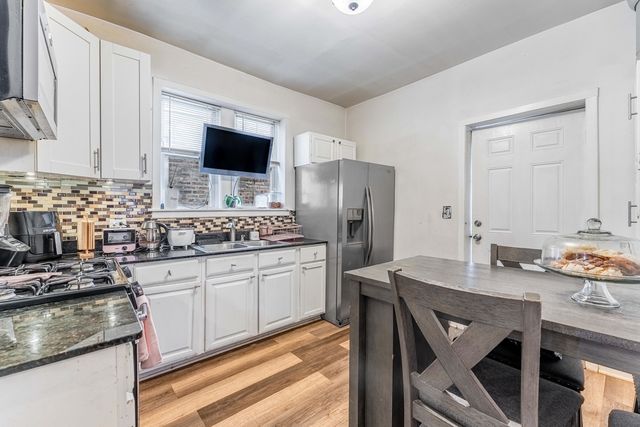 831 N Keystone Avenue, Chicago, IL 60651