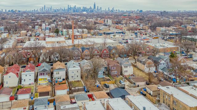 831 N Keystone Avenue, Chicago, IL 60651