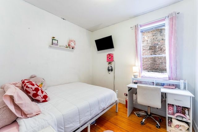 831 N Keystone Avenue, Chicago, IL 60651