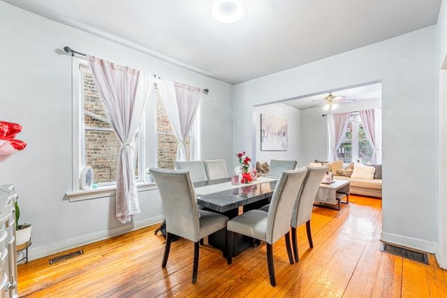 831 N Keystone Avenue, Chicago, IL 60651