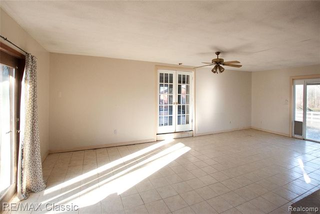 1315 W Marr Road, Howell, MI 48855