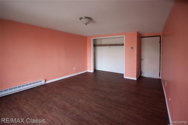 1315 W Marr Road, Howell, MI 48855