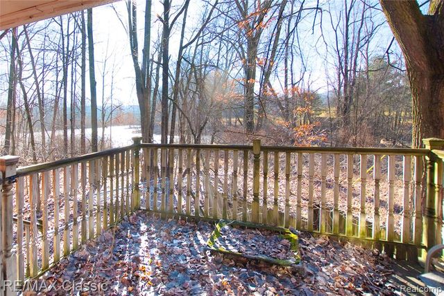 1315 W Marr Road, Howell, MI 48855