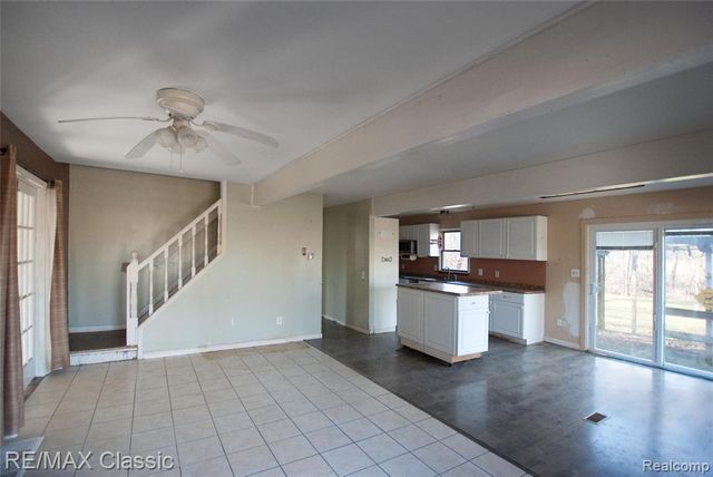 1315 W Marr Road, Howell, MI 48855