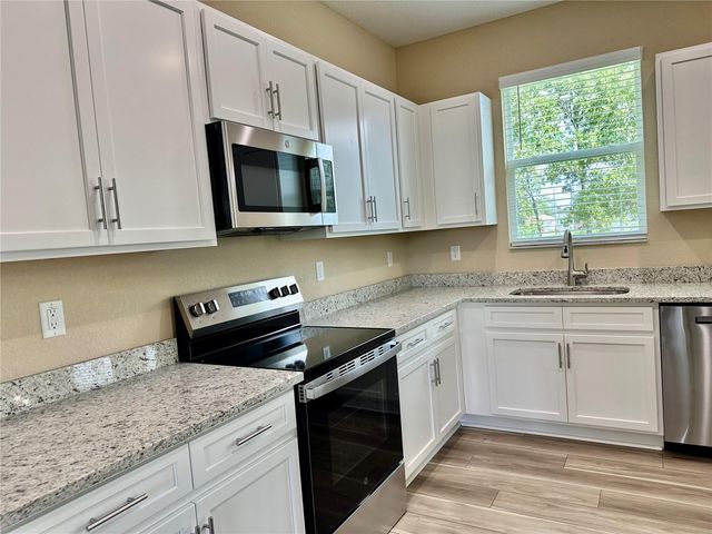 13075 HOUSE FINCH ROAD, Weeki Wachee, FL 34614