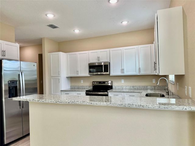 13075 HOUSE FINCH ROAD, Weeki Wachee, FL 34614