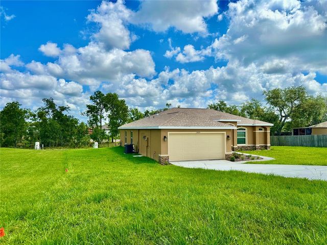 13075 HOUSE FINCH ROAD, Weeki Wachee, FL 34614