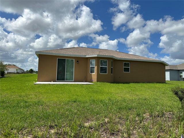 13075 HOUSE FINCH ROAD, Weeki Wachee, FL 34614