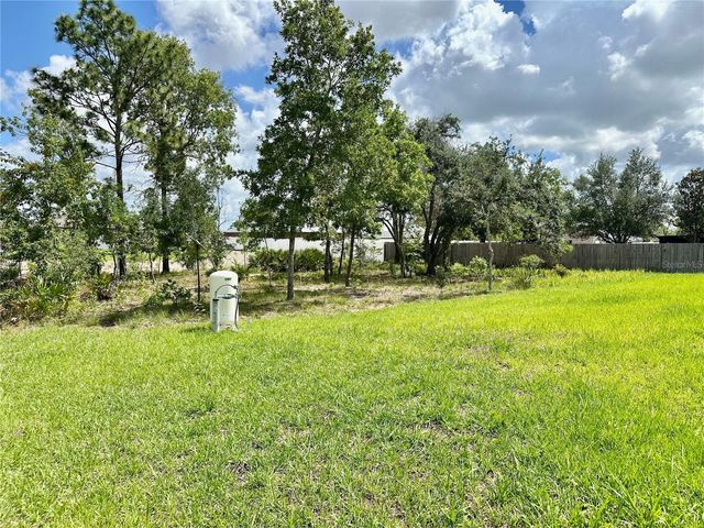 13075 HOUSE FINCH ROAD, Weeki Wachee, FL 34614