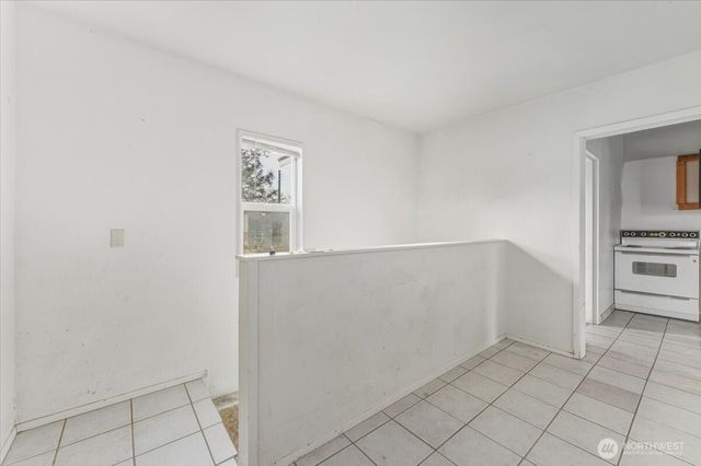 214 Hamilton Street, Mansfield, WA 98830