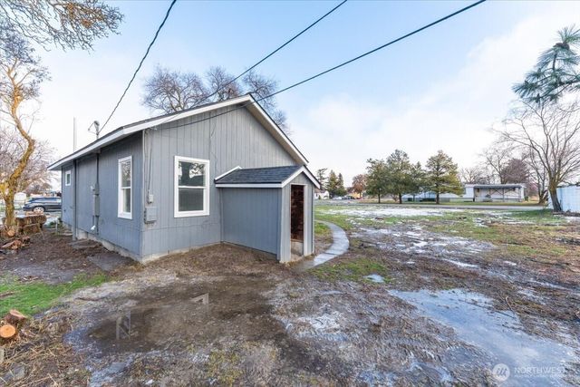 214 Hamilton Street, Mansfield, WA 98830