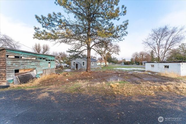 214 Hamilton Street, Mansfield, WA 98830