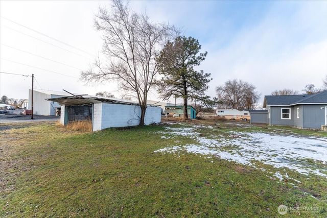 214 Hamilton Street, Mansfield, WA 98830