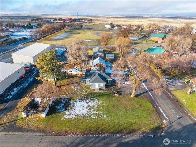 214 Hamilton Street, Mansfield, WA 98830