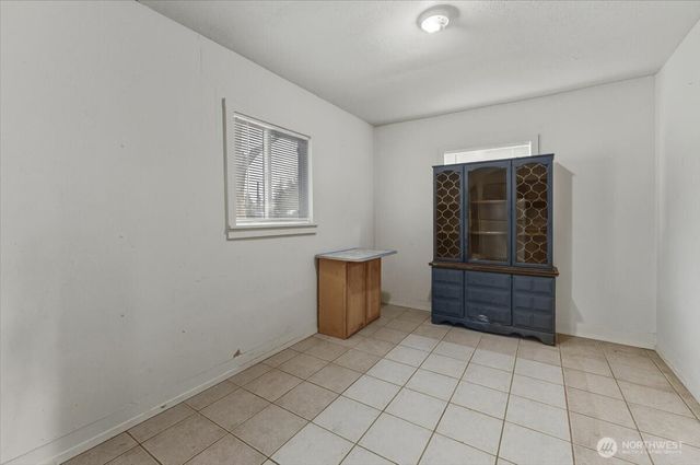 214 Hamilton Street, Mansfield, WA 98830