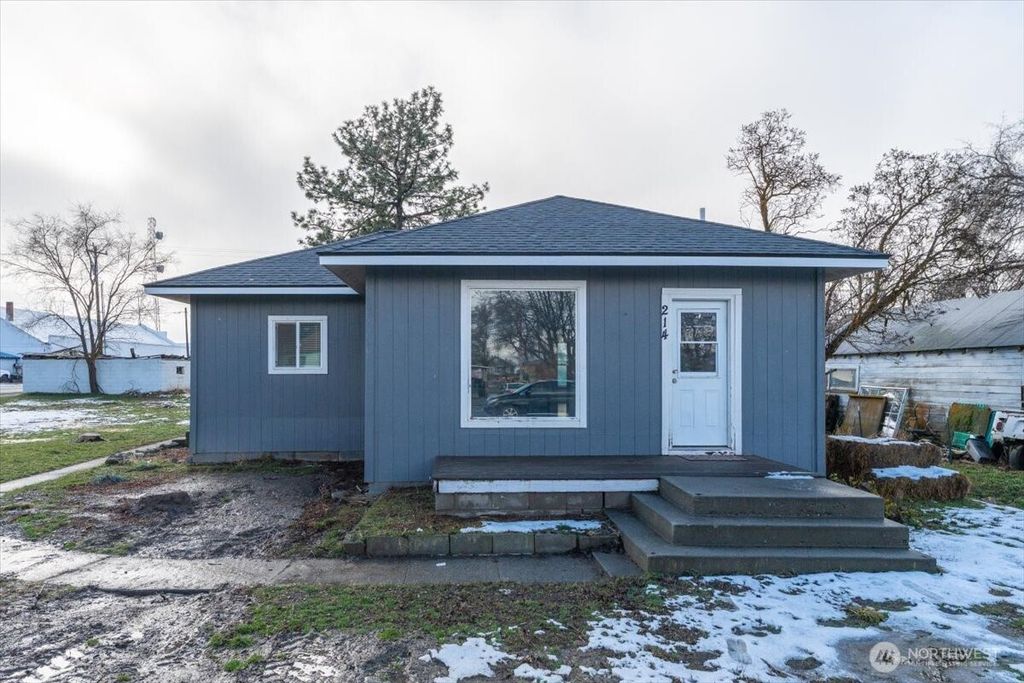 214 Hamilton Street, Mansfield, WA 98830