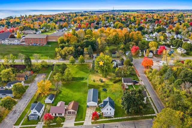 615 ELLIS STREET, Kewaunee, WI 54216