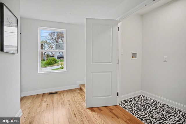 280 SUMMIT AVE, Conshohocken, PA 19428