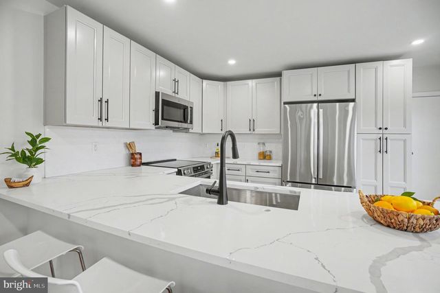 280 SUMMIT AVE, Conshohocken, PA 19428