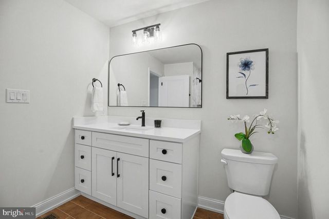 280 SUMMIT AVE, Conshohocken, PA 19428