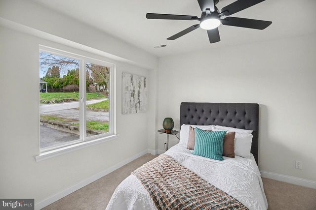 280 SUMMIT AVE, Conshohocken, PA 19428