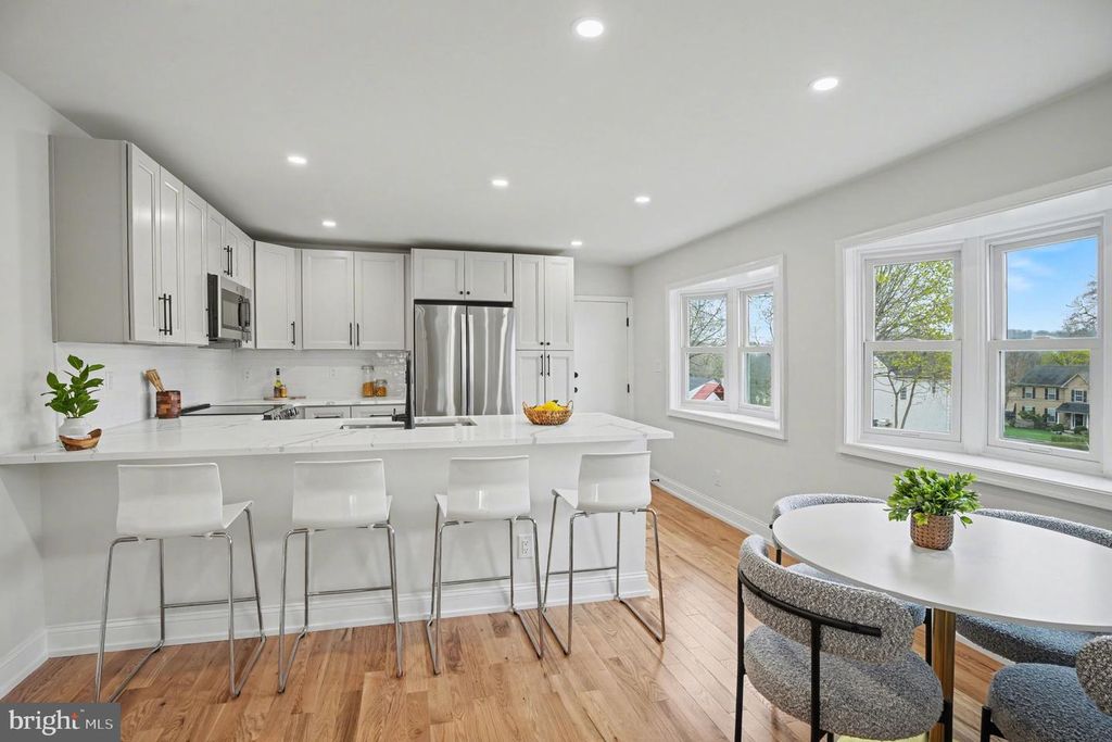 280 SUMMIT AVE, Conshohocken, PA 19428