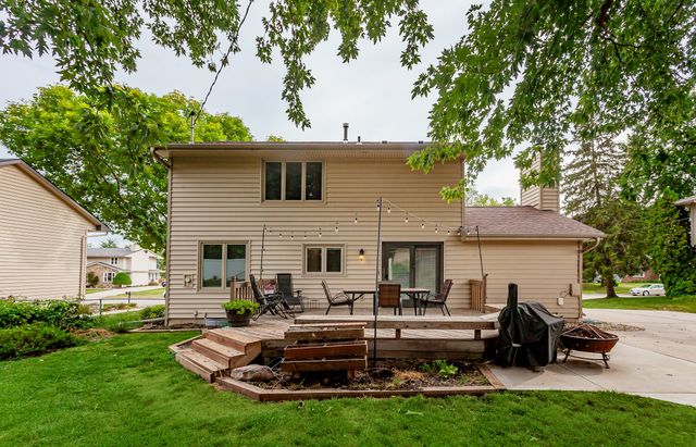 906 SE Uehlamar Drive, Ankeny, IA 50021