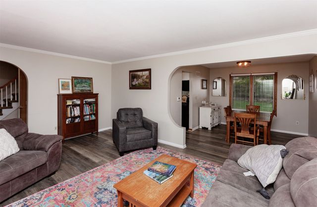 906 SE Uehlamar Drive, Ankeny, IA 50021