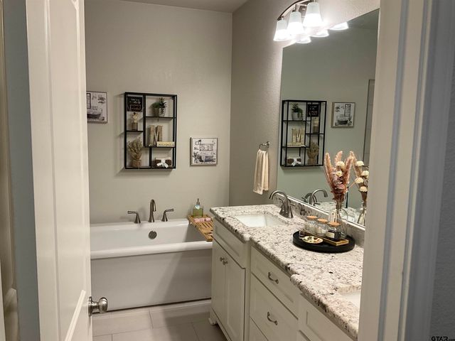 11978 Gillian Court, Tyler, TX 75703